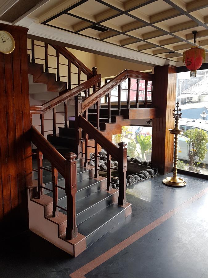 Hotel Boban Plaza Thiruvananthapuram Exterior foto
